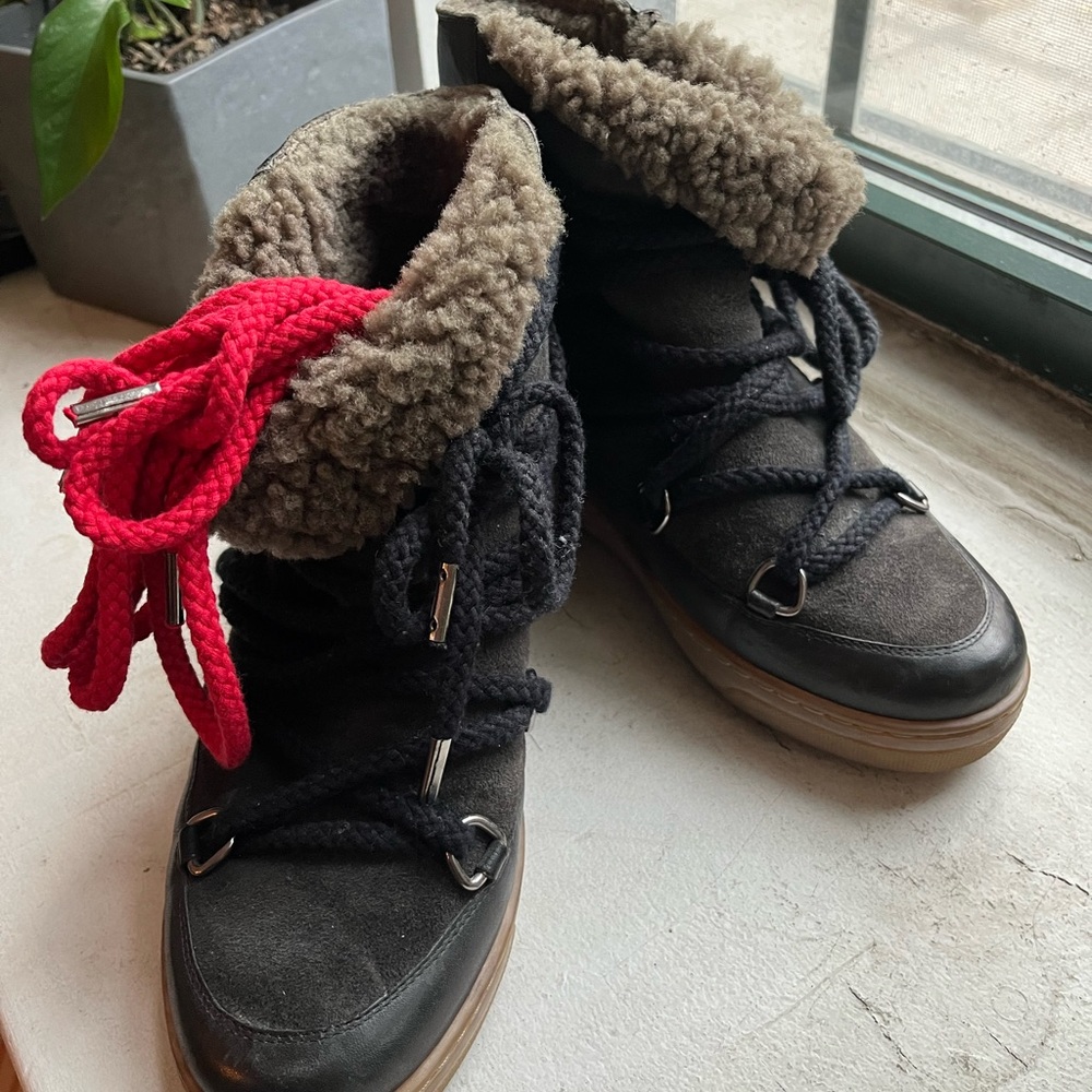 Isabel Marant Black Nowles Boots with red laces - preowned Size 36